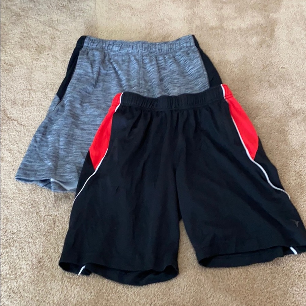 2-pairs of boys active shorts size 10/12
